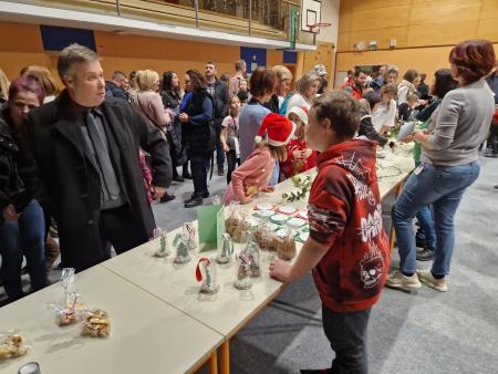 Božični bazar Stročja vas (5)